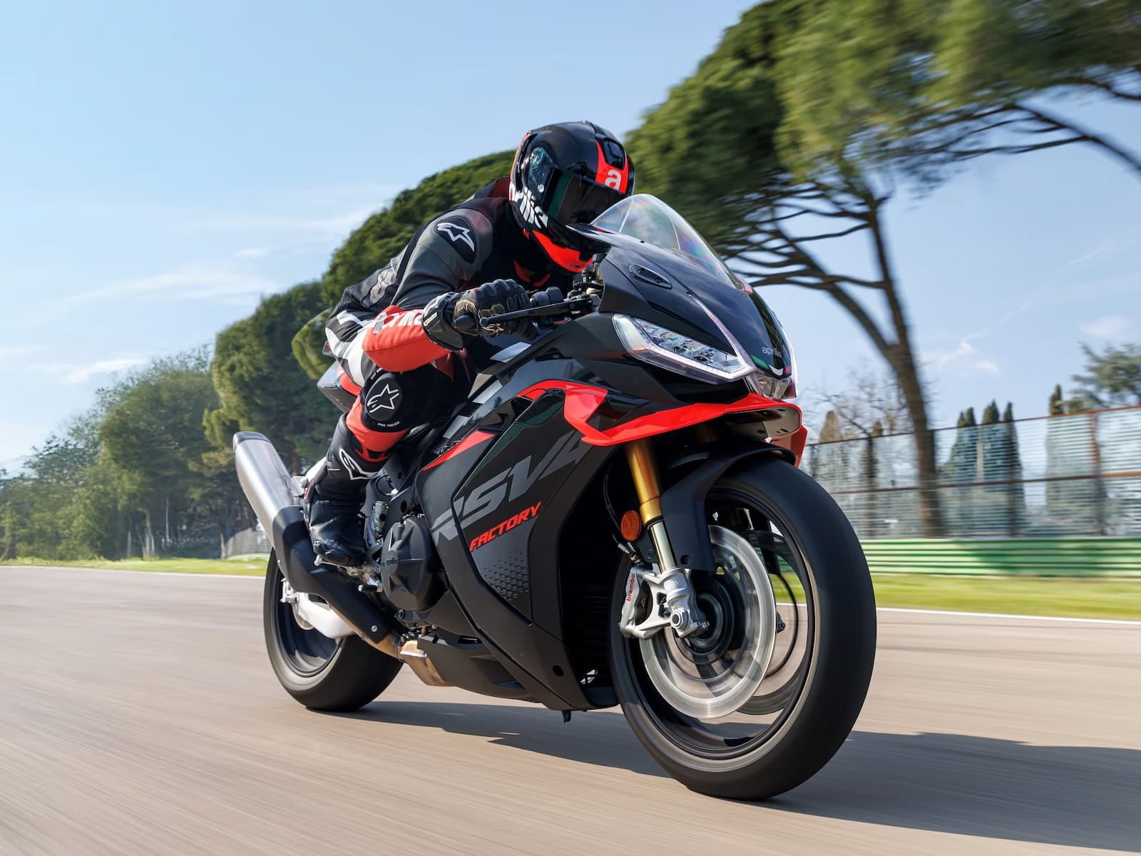 Aprilia RSV4 Factory 1100