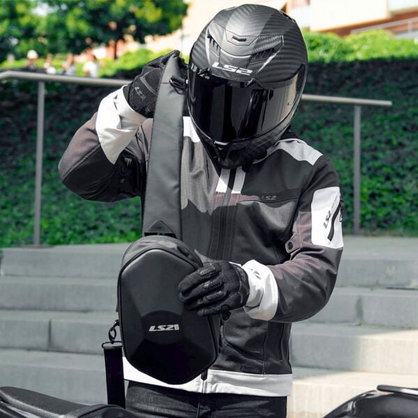 LS2 SHIELD 4L OMUZ ÇANTASI
